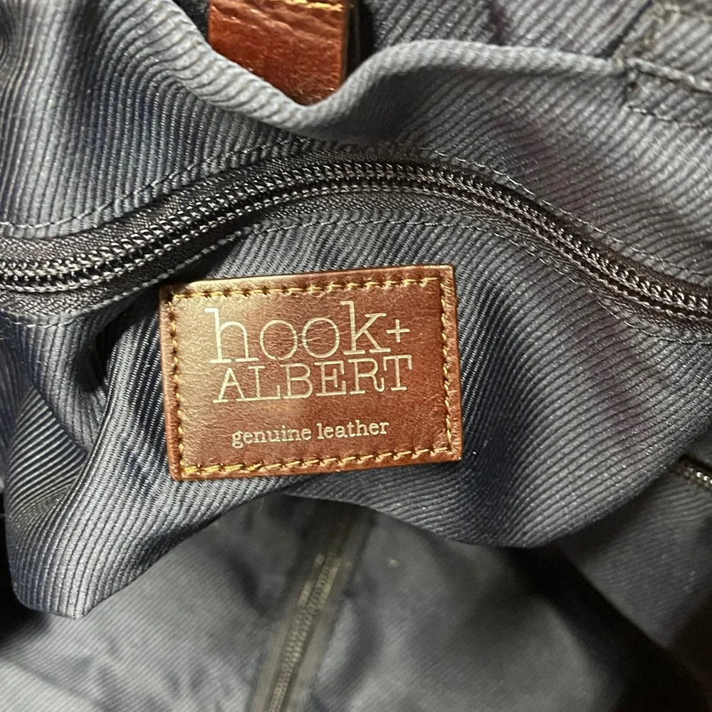 Hook + Albert Men's Waxed Canvas Garment Weekender Bag